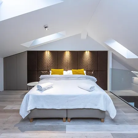 Wishlist Residences - Old Town Square * 프라하