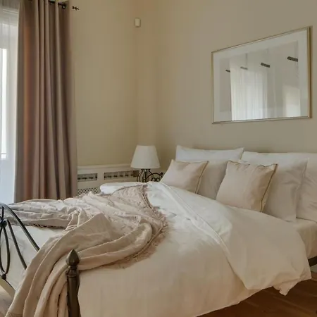 شقة Wishlist Residences - Old Town Square *