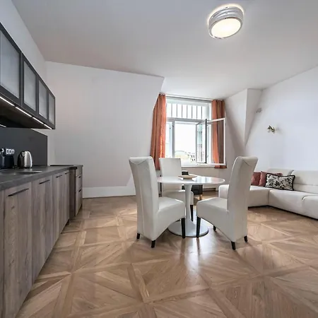 شقة Wishlist Residences - Old Town Square