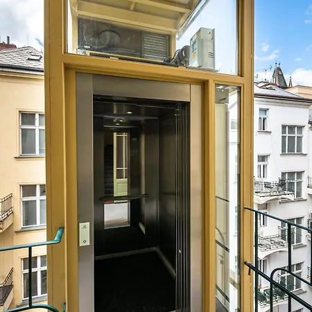 Wishlist Residences - Old Town Square شقة براغ
