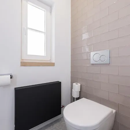 Wishlist Residences - Old Town Square *