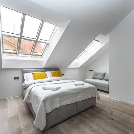 Апартаменты Wishlist Residences - Old Town Square