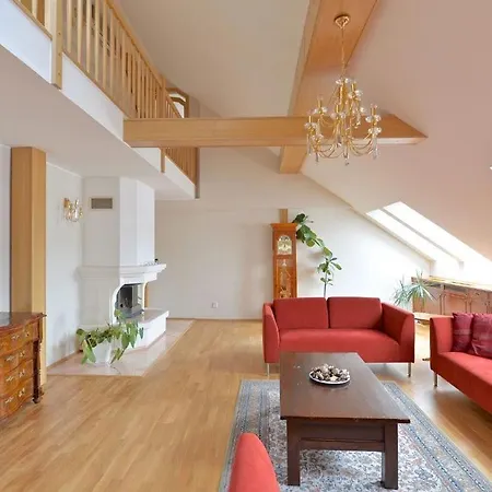 Wishlist Residences - Old Town Square Апартаменты Прага
