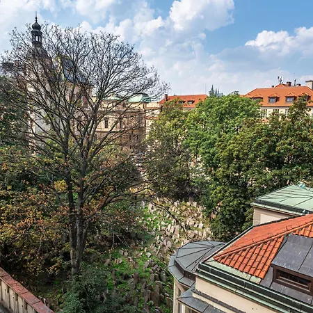 Wishlist Residences - Old Town Square * Prague