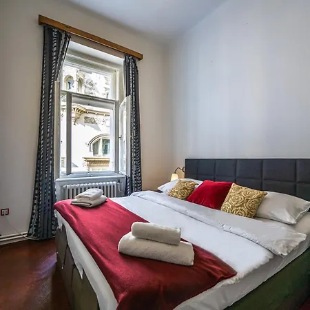 Wishlist Residences - Old Town Square