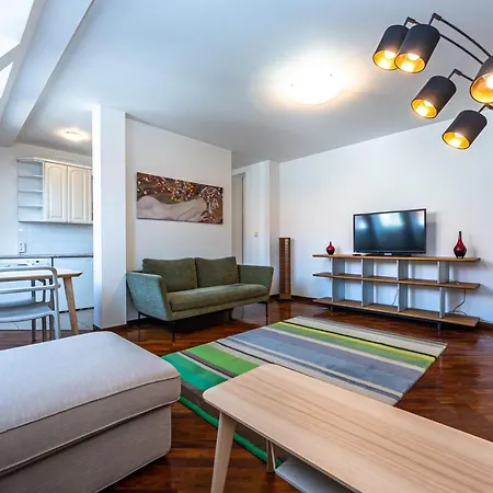 Wishlist Residences - Old Town Square Prague