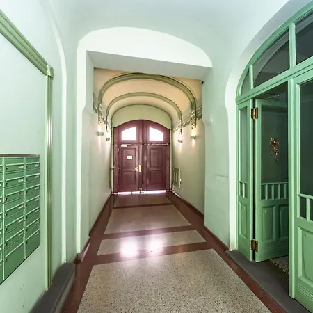 Wishlist Residences - Old Town Square * Prague