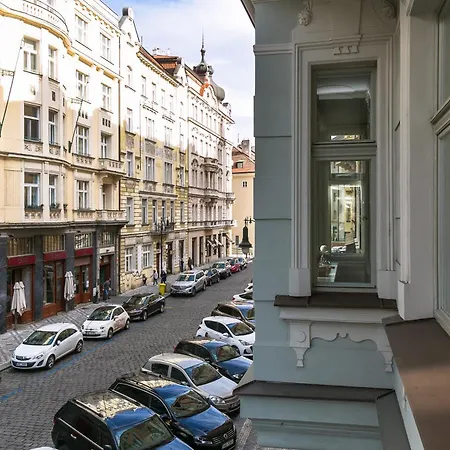 Wishlist Residences - Old Town Square Apartment *