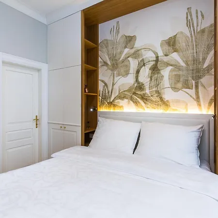 Wishlist Residences - Old Town Square