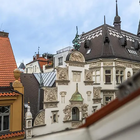 Wishlist Residences - Old Town Square * Prague