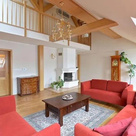Apartment Wishlist Residences - Old Town Square