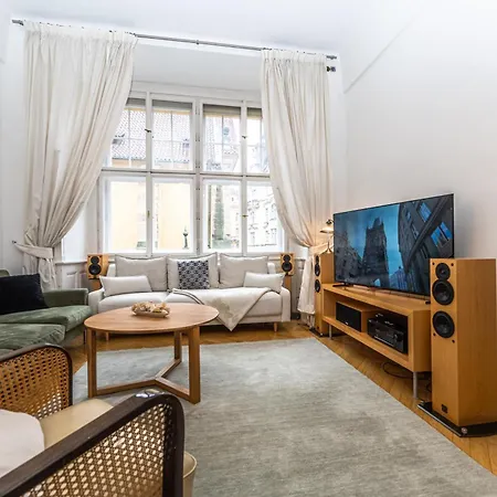 Wishlist Residences - Old Town Square Prague